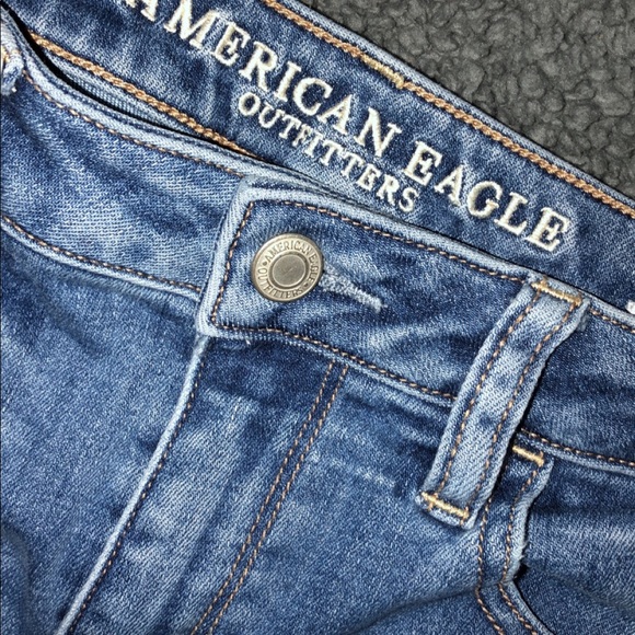 ae jeans, girl if u wear vans w these🤩🤩 girlll - Picture 2 of 3